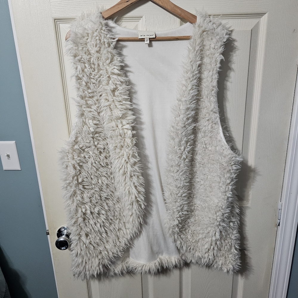 Belle Du Jour Faux Fur Cream Oversized Vest Fluffy Soft Women's 2X EUC V1